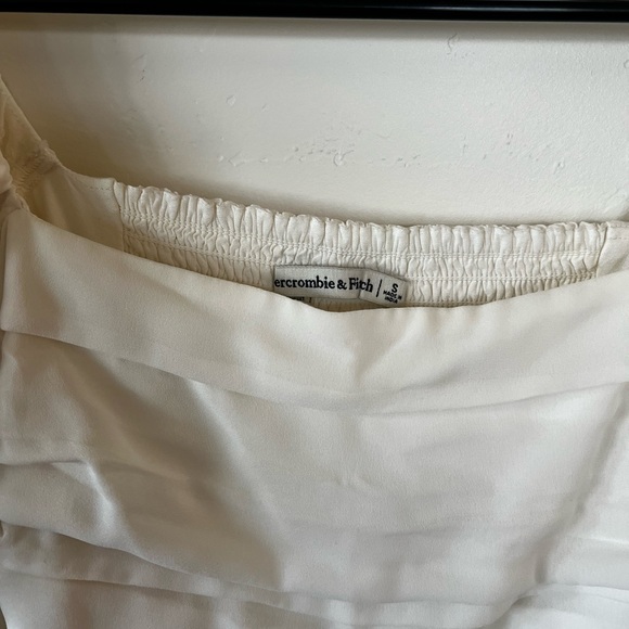 Abercrombie cropped ruched top - Picture 2 of 4